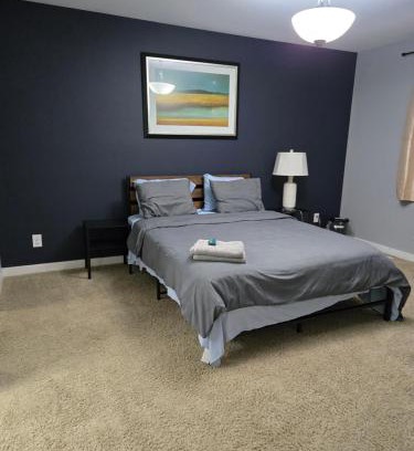 Winnipeg House | Devanshire stay
