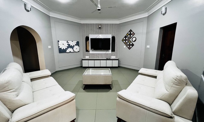 Bagalakunte Apartment | Dhwani - Cozy 2-bedroom apartment with AC, WiFi in charming Bengaluru