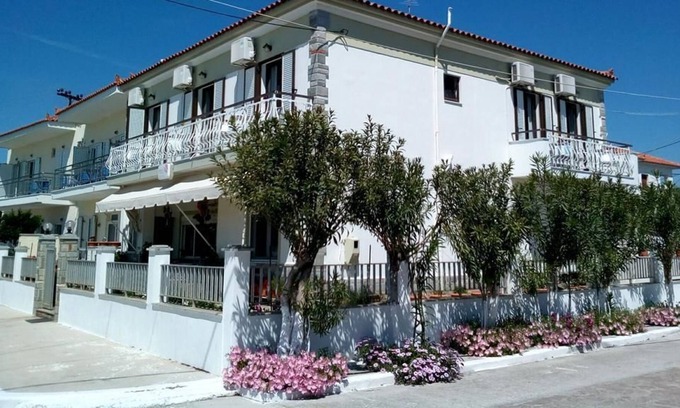 Skala Kallonis Apartment | Diamanti Studios
