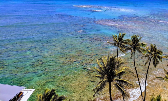 Diamond Head - Kapahulu - St. Louis Condo | Diamond Head Beach Hotel beautiful panoramic views 1 bdr oceanfront condo.