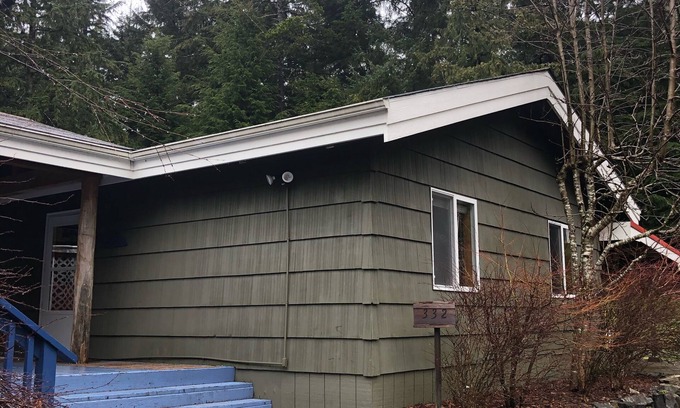 Ketchikan House | Diamond House, cozy home in a park-like setting