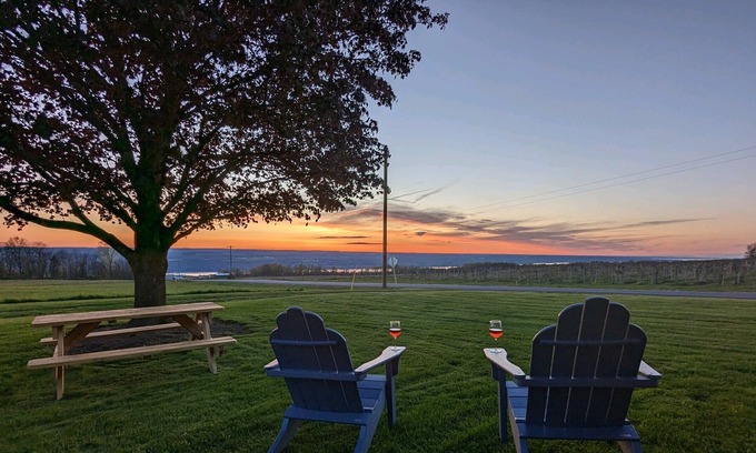 Hector House | Diamond in the Vines, the heart of FLX wine county