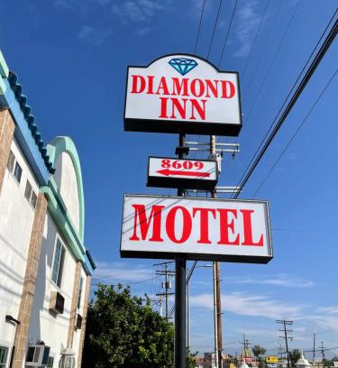 North Hills East Hotel | Diamond Inn