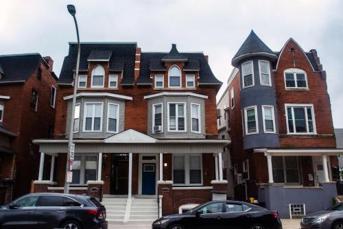 North Philadelphia West Apartment | Diamond Suites Philadelphia Center