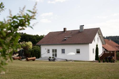 Breitenberg Apartment | "Die Moderne" FeWo