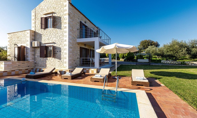Geropotamos Villa | Dimokritos Villa I, a homestay experience