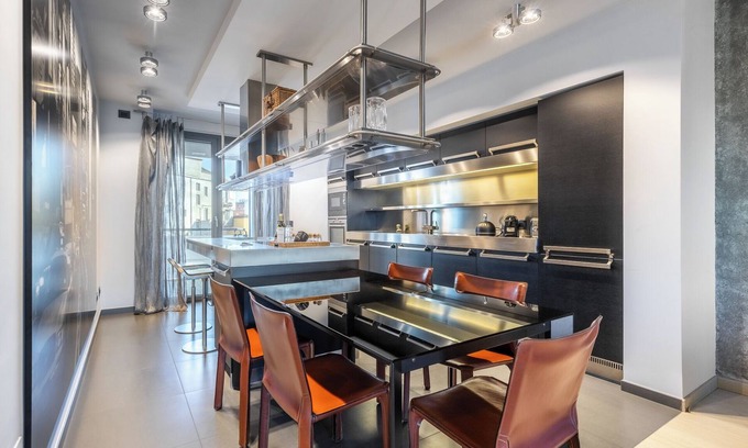 Alba Apartment | Dimora Einaudi - Two Bedroom Apartment, Sleeps 4