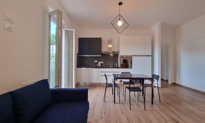 Tellaro Apartment | Dina's Home