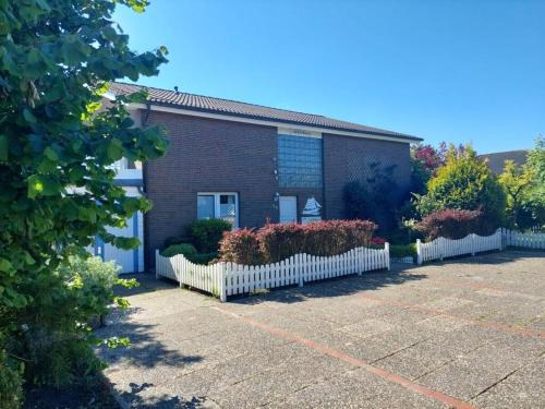 Wangerland House | Dinghy in the shiphouse