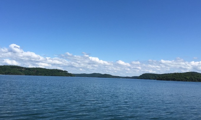 Lost Bridge Village Cabin | Direct Beaver Lakefront!!! Steps to Waterfront Amenities! Location! Location!
