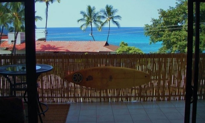 Historic Kailua Village Condo | Direct Ocean View in the Heart of Kailua-Kona/At startline for Ironman!
