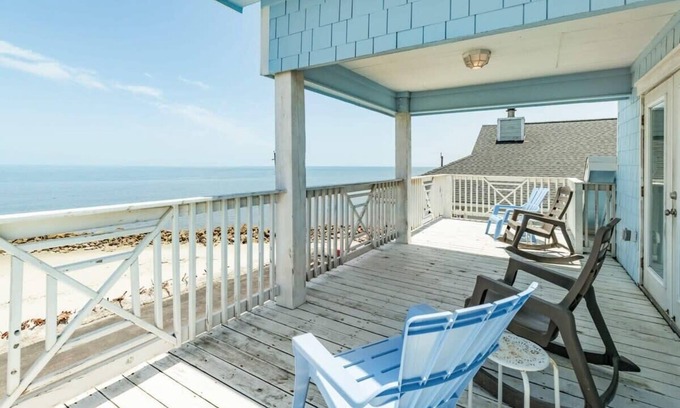 San Luis House | Direct Oceanfront, Sunrise AND Sunset Decks!