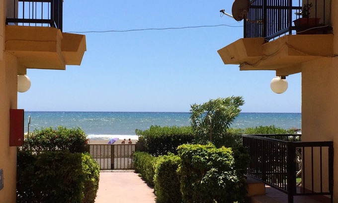 Torre de Benagalbon Condo | Direct on the beach, sea. Great sea views and garden. Renovated penthouse