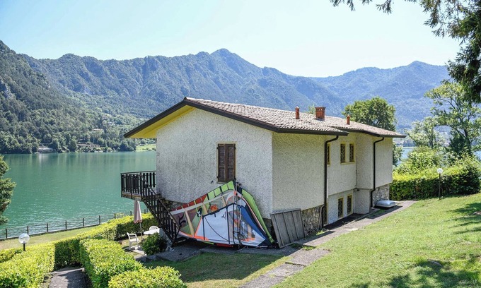Idro Apartment | Direkt am See mit Terrasse