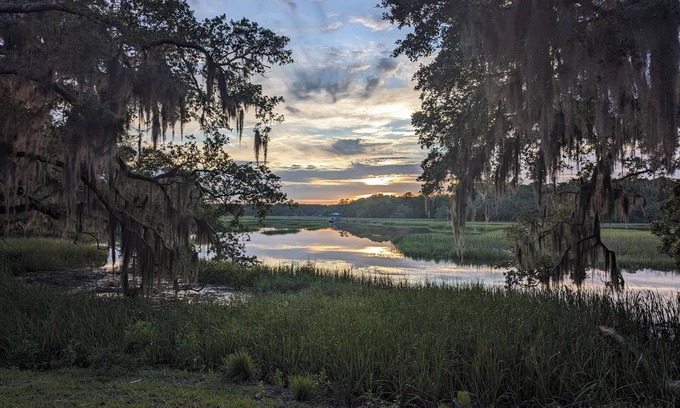 Edisto Island House | Discover 5 Acres of Secluded Luxury on the Marsh and Close to the Beach: Edisto