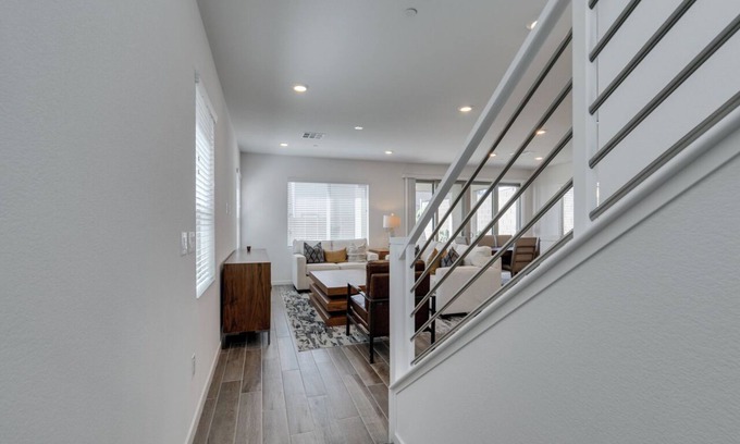 Las Vegas House | Discover Luxury Living in Summerlin West-Charming 3-Bed, Home in Las Vegas