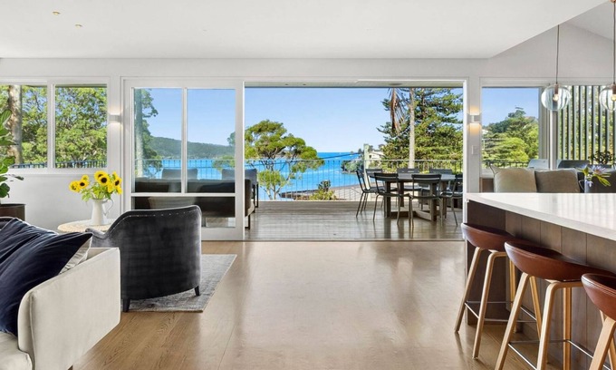 Mosman House | Discover luxury on Chinaman's Beach