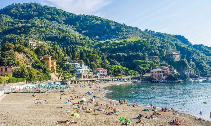 Bonassola Apartment | Discover the beauty of the province of La Spezia during a stay in this vacation apartment.