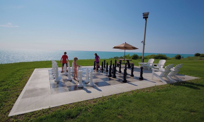 Bluewater Cottage | Discover the ultimate lakeside escape at Dundrillin