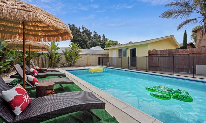 Southwest Anaheim House | Disney Themed 4-bedroom house w/pool ~10 min away from Disneyland