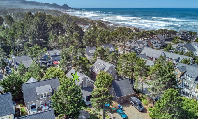 Lincoln Beach House | Distinctive Gem of a Beach Cottage has Hot Tub and More in Bella Beach!