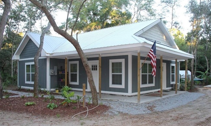 Darien House | Dixie Delight is your perfect hideaway!