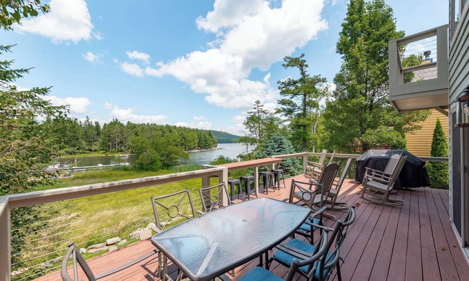 Thayerville House | Dockside Bliss w/Hot Tub, Fire Pit & Big Deck