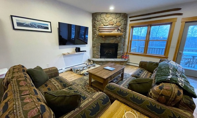 Carrabassett Valley Condo | Dog Friendly SugarloafCondo- Ski, Snowboard, Golf or Hike!
