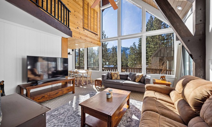 Olympic Valley Cabin | Dog Friendly, 3BR in Olympic Valley, on the Shuttle Route w/Mountain Views!