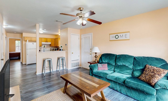 Killeen Apartment | Dog-friendly apartment with enclosed yard & private W/D