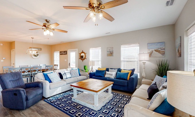 Morgantown House | Dog-friendly beach house with shared swimming pools