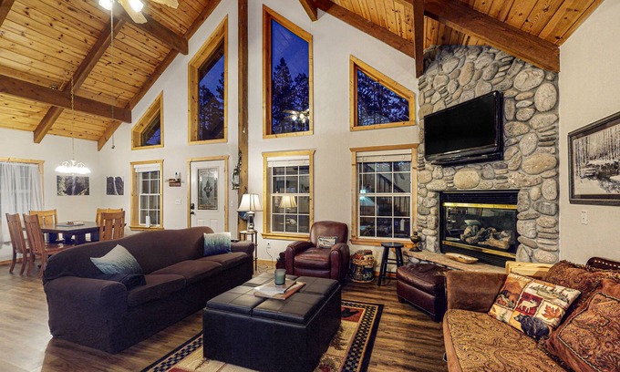 San Juan River Village House | Dog-Friendly Cabin in a Private Location w/ Gas Fireplaces & a Furnished Deck