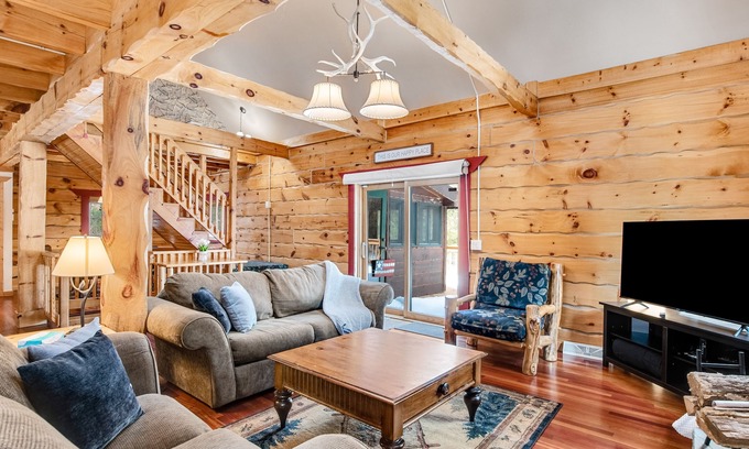 Arkdale House | Dog-friendly cabin on expansive land with a firepit, grill, game room, & W/D