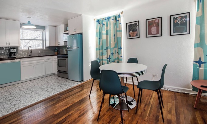 East Colfax Cottage | Dog-friendly cottage w Two-car garage