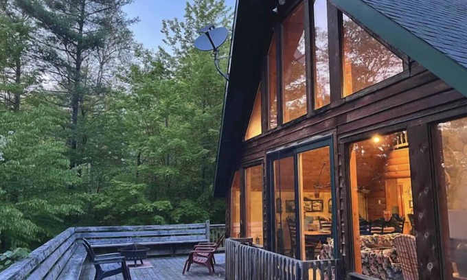 Wevertown House | Dog-Friendly Family Retreat Cabin w/Gore Mt Views