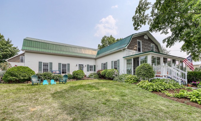 Isle La Motte House | Dog-friendly lake home with private beach, dock, firepit, barn, & treehouse