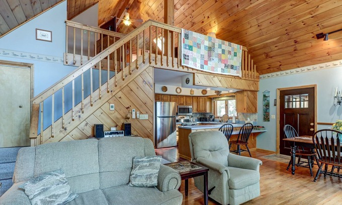 Chestertown House | Dog-friendly lakefront house with 2 living areas, beach nearby