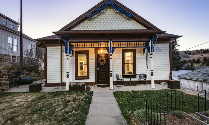 Central City House | Dog-Friendly Mountain Home 35 Minutes From Denver!
