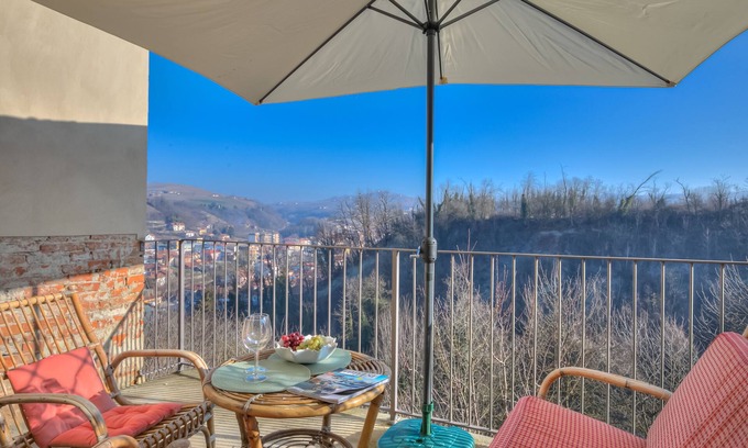 Dogliani House | Dogliani Borgo Castello, Dogliani, Italy