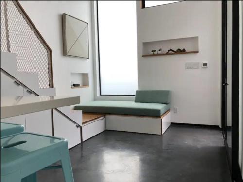 Venice Apartment | Dogtown Loft