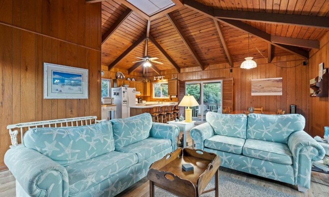 Pine Knoll Shores House | Dogwood Treehouse home