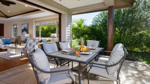 Kamuela House | DOLPHIN HALE Inviting KaMilo 3BR Home with Private Beach Club