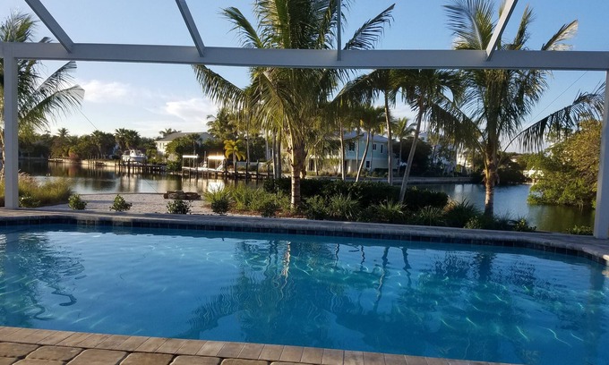 Sanibel Isles House | Dolphin Point -Water Front Canal Home on Sanibel Island