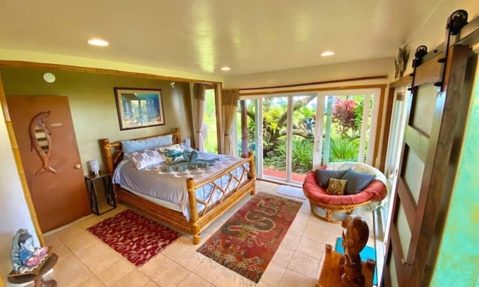 Haiku House | Dolphin Room at Maui Eco Retreat: Ocean Views & Private Waterfall!