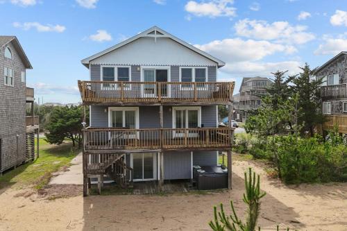 Waves House | Dolphin Watches