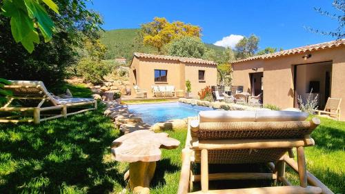 San-Gavino-di-Carbini Villa | Domaine de Gialla Bergerie Figa, 4 pers, piscine chauffée, 10 mn plage