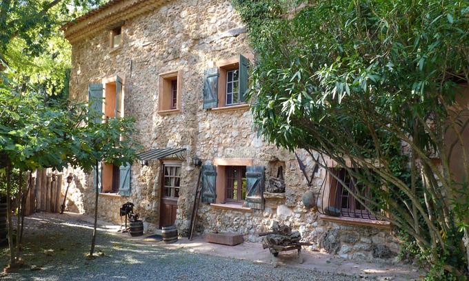 Trans-en-Provence Apartment | DOMAINE DE SAINT AMOUR/LE SAINT AMOUR