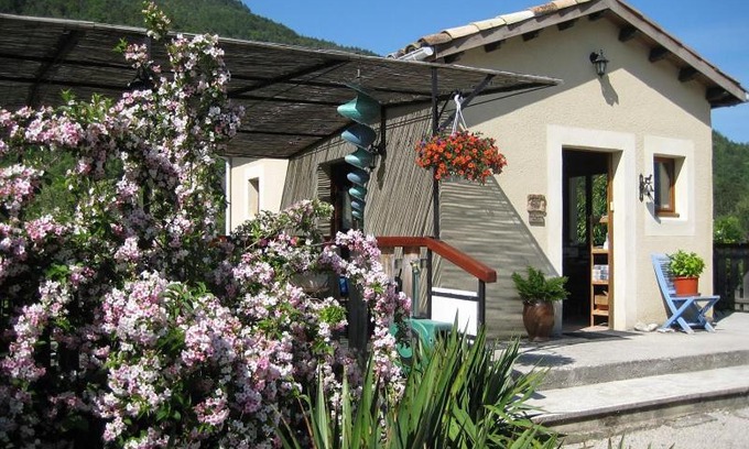 Die House | DOMAINE DU MURIER