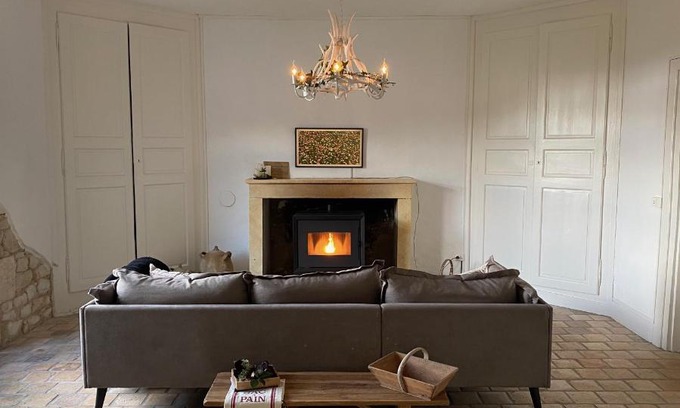 Journet House | Domaine la Boulinière - La Biche