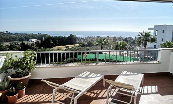 Casares Apartment | Dona Julia sea and golf view apartment